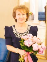 Саперова Нина